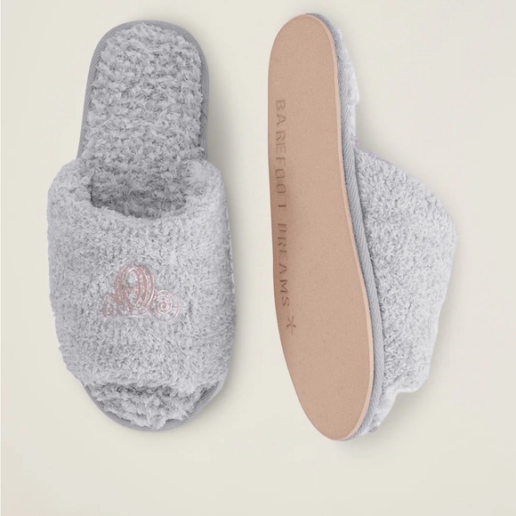 Barefoot Dreams CozyChic® Disney Princess Youth Slipper-Cinderella Set - Picture 6 of 6